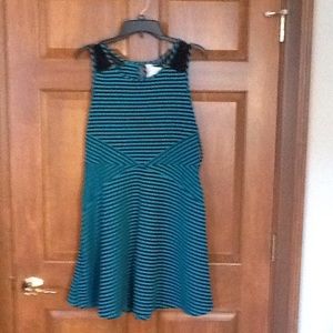 Bloome dress Girls Size 201/2. In very gd cond